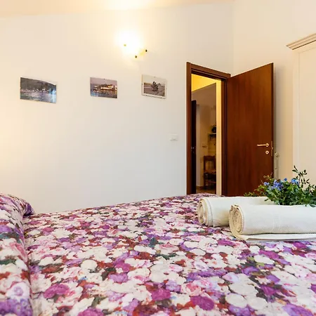 Garden By Interhome *