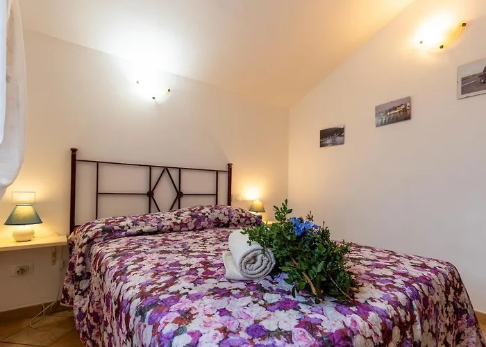 Lägenhet Garden By Interhome Civezza