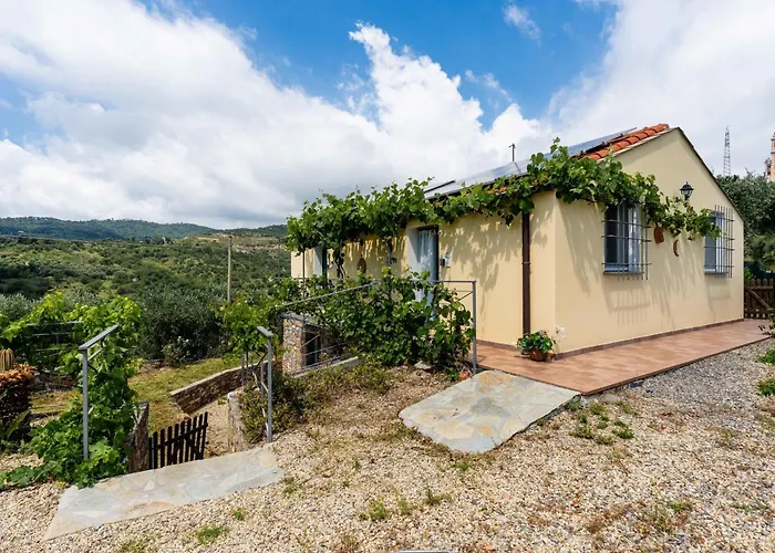 Garden By Interhome Lägenhet Civezza