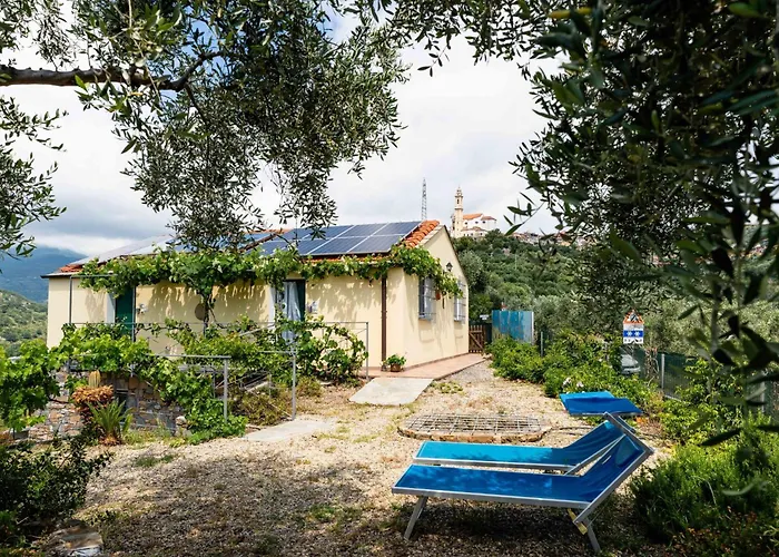 Garden By Interhome * Civezza